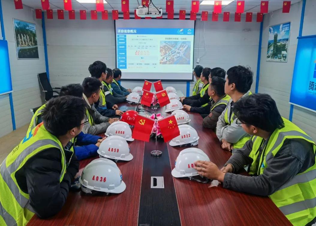 奮斗正當(dāng)時(shí)②|熱火朝天！看騰越如何跑出建設(shè)“加速度”